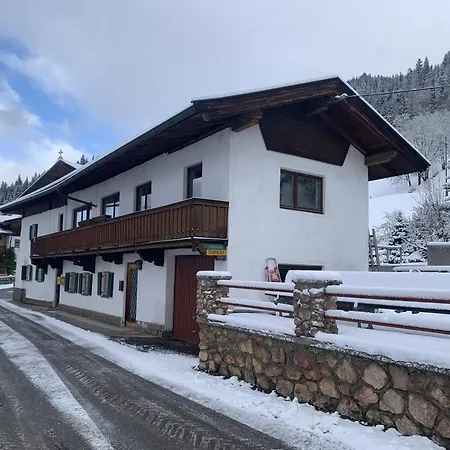 Feichtenhaeusl App 1 Holiday home *